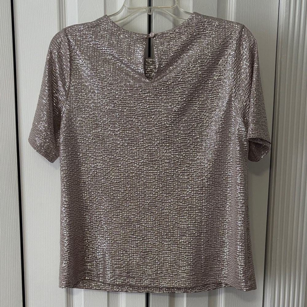 Elegant Metallic Women's Top - Picture 2 of 4